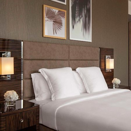 Hyde Hotel 두바이 외부 사진 A bedroom at the hotel