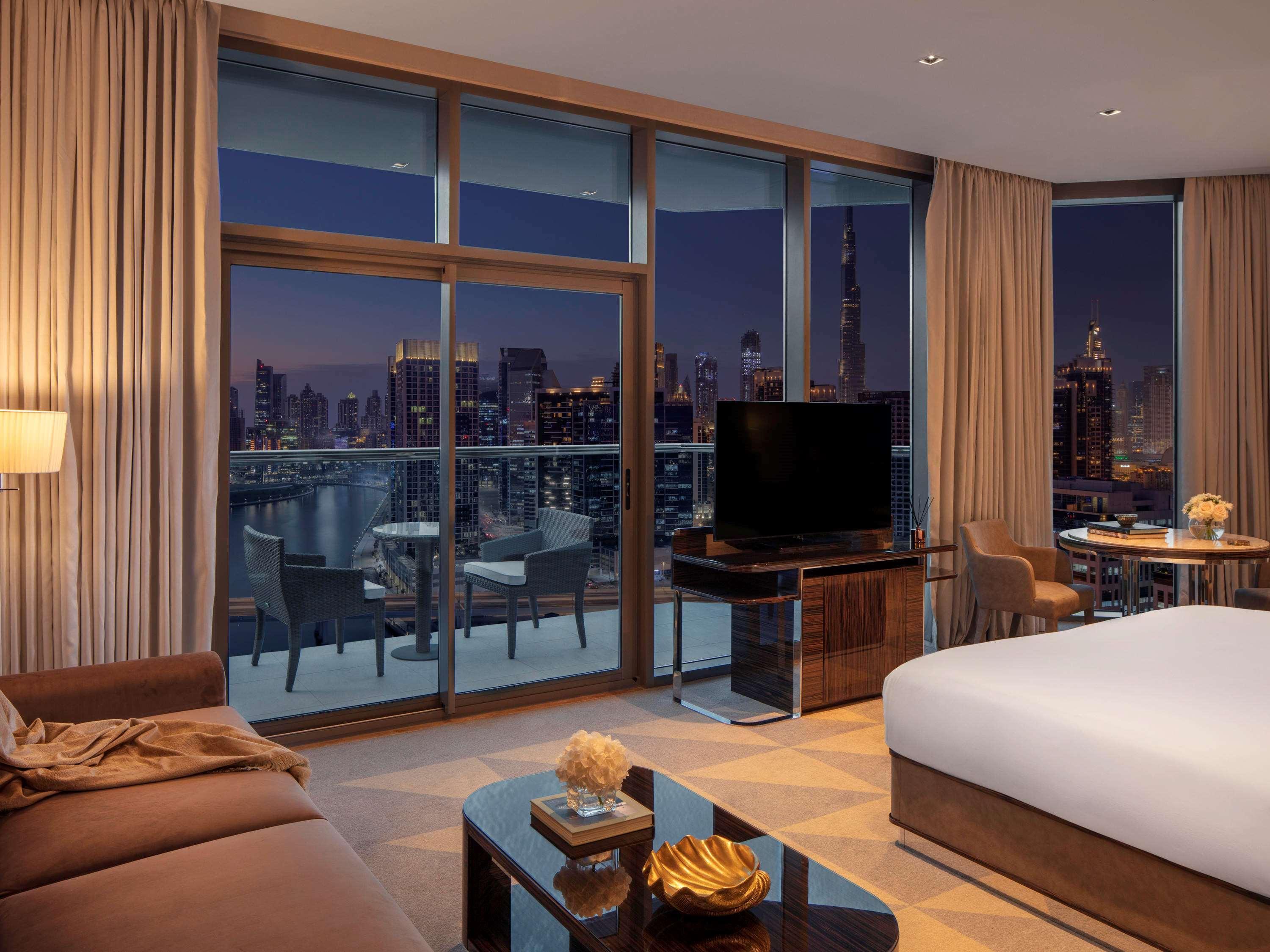 Hyde Hotel 두바이 외부 사진 A suite at the Address Downtown Hotel