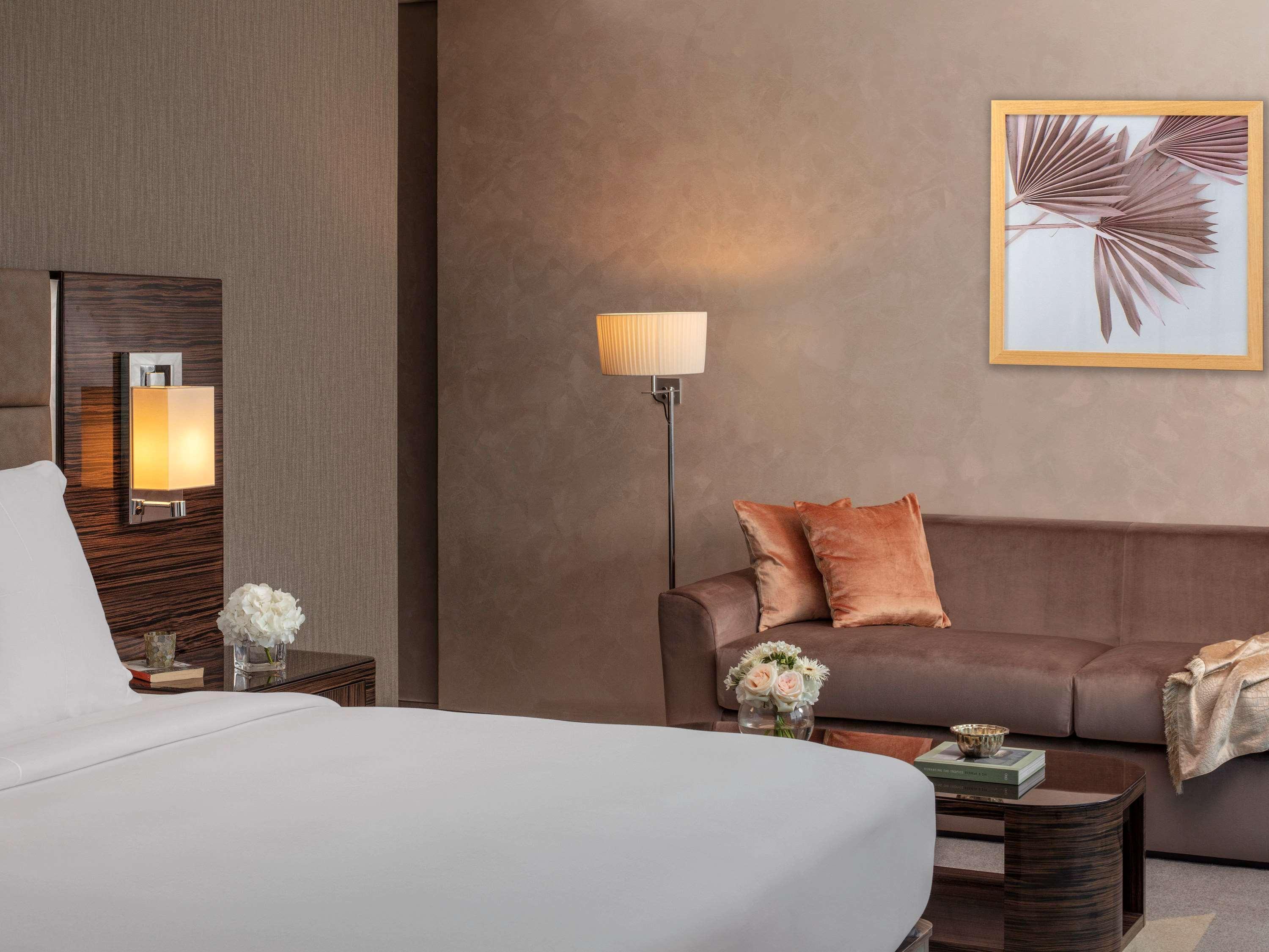 Hyde Hotel 두바이 외부 사진 A room at the hotel