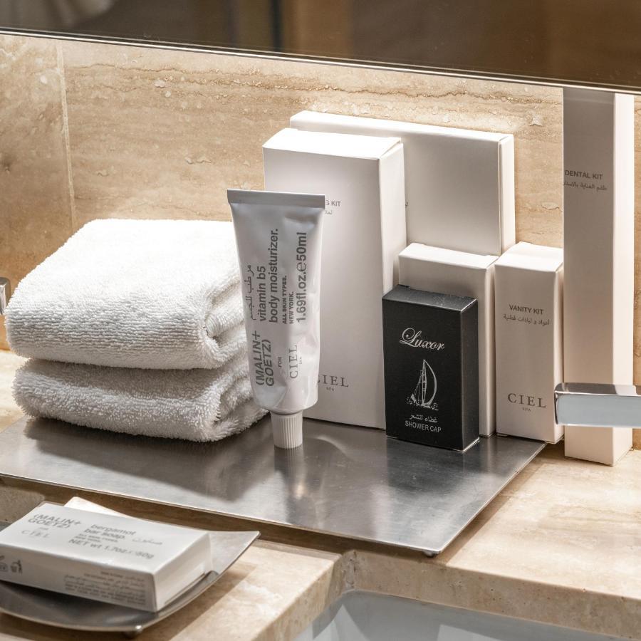 Hyde Hotel 두바이 외부 사진 The White Company toiletries