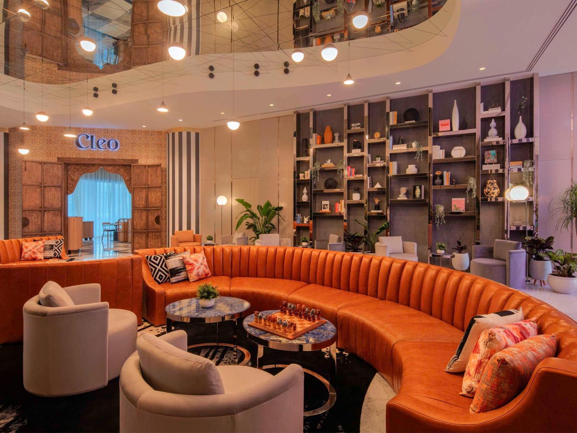 Hyde Hotel 두바이 외부 사진 The lobby of the hotel